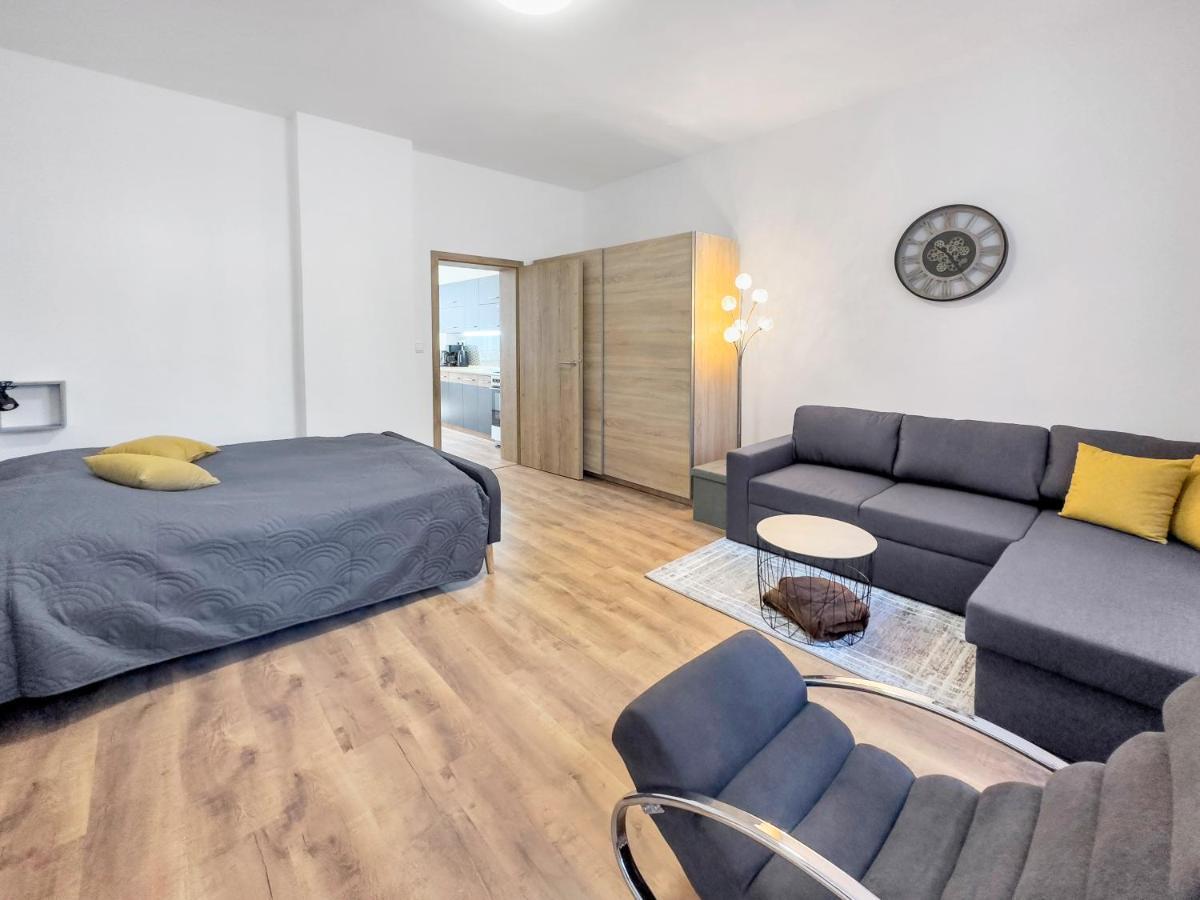 Lukas 2 Apartment *